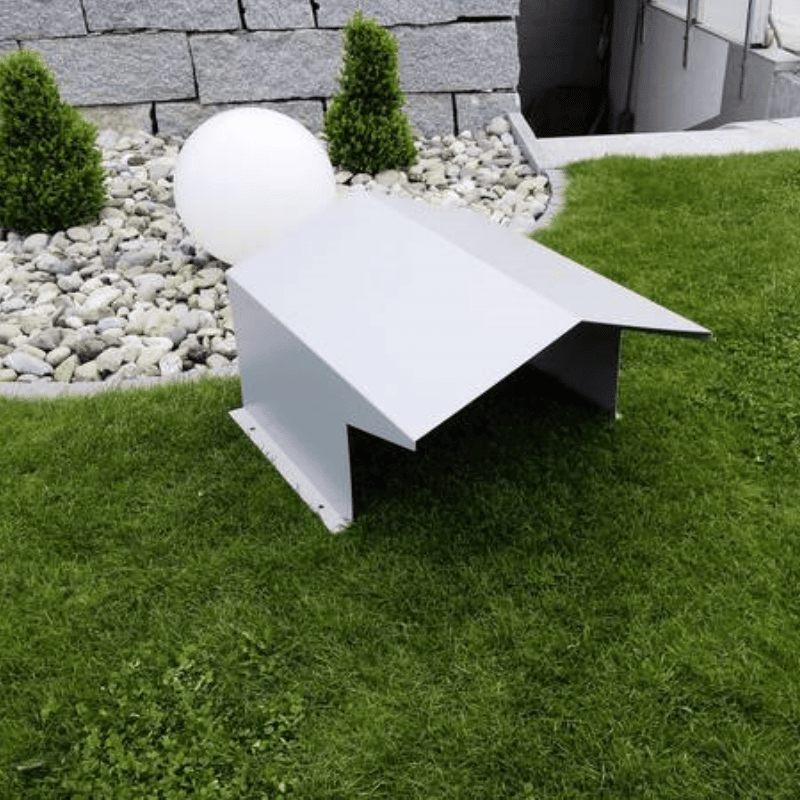 Robotic lawnmower shelter M - Aluminium protection Robotic lawnmower shelter M - Aluminium protection