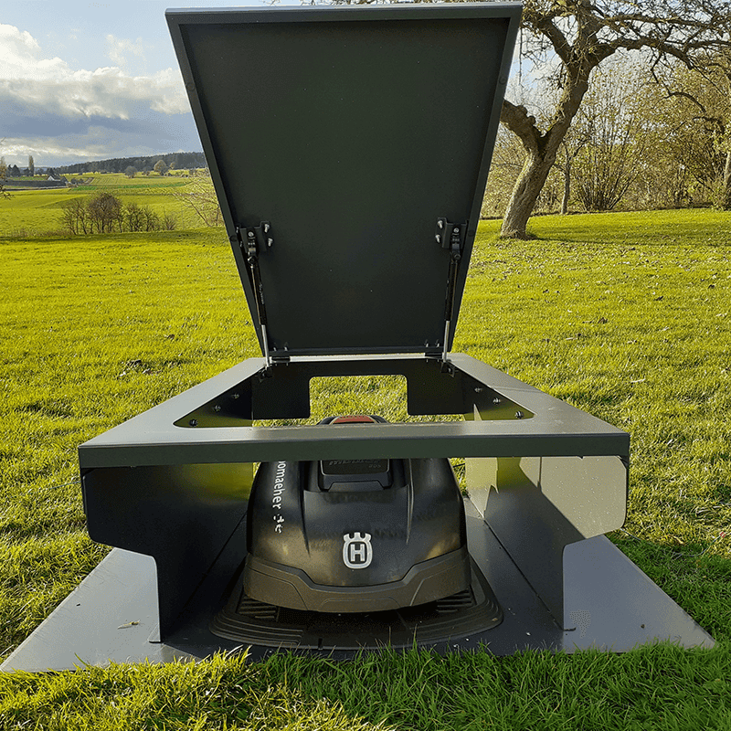 Robot mower shelter S DaSheep